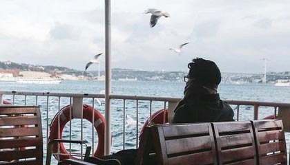 特朗普将成币圈福星？渣打：比特币到年底或飙升117%