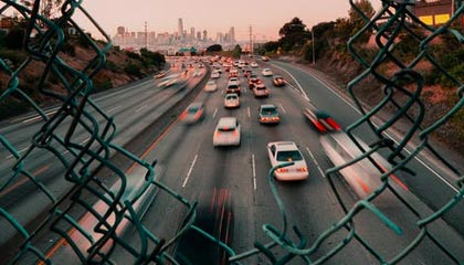 “先拿水，回家付钱” 武汉老板给游客赊千瓶水后发声：心不会凉，下次还这样