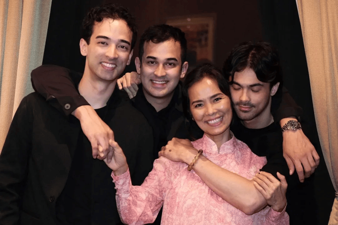 著名歌星自曝遭遇重大车祸,整个脊柱断了!