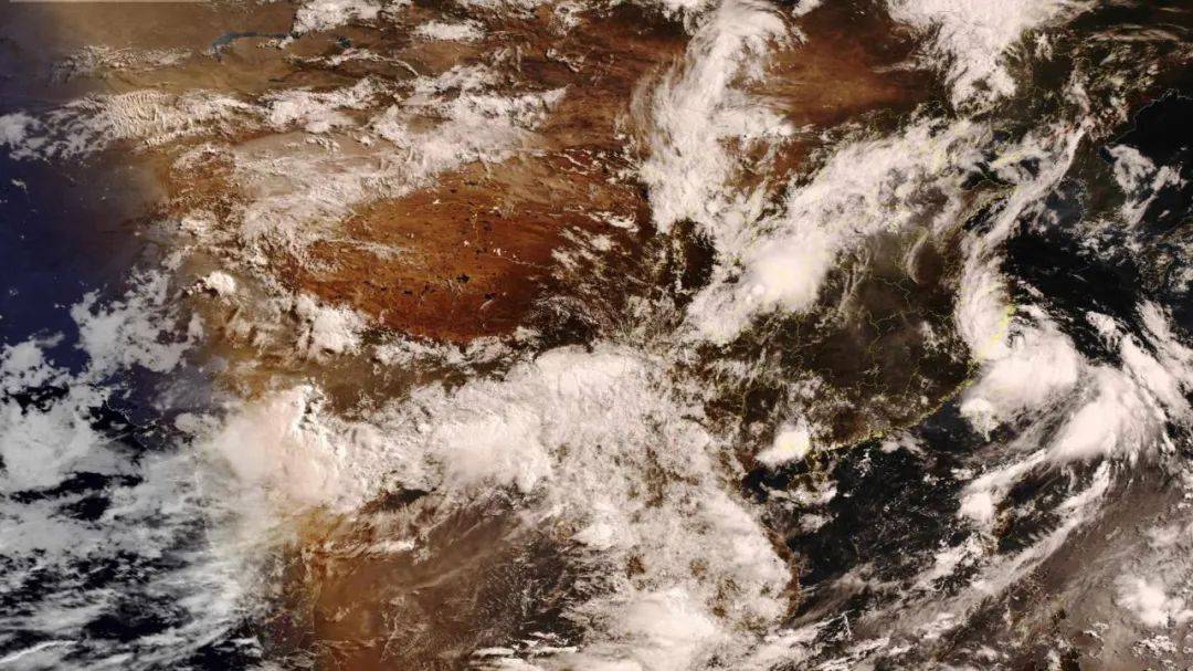 整栋楼都在晃动,不少人跑进地下车库!“剑鱼”袭击海南