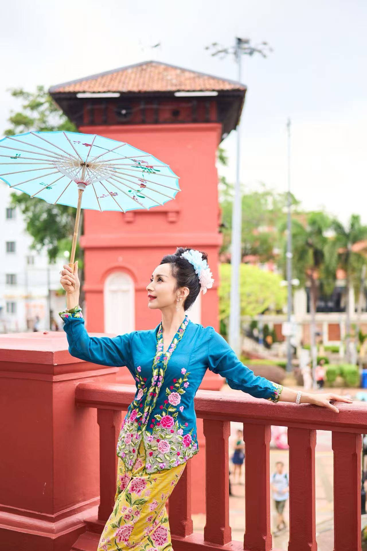 秋风寄明月,歌声暖归途 汤灿新歌《故乡明月光》谱尽游子心声