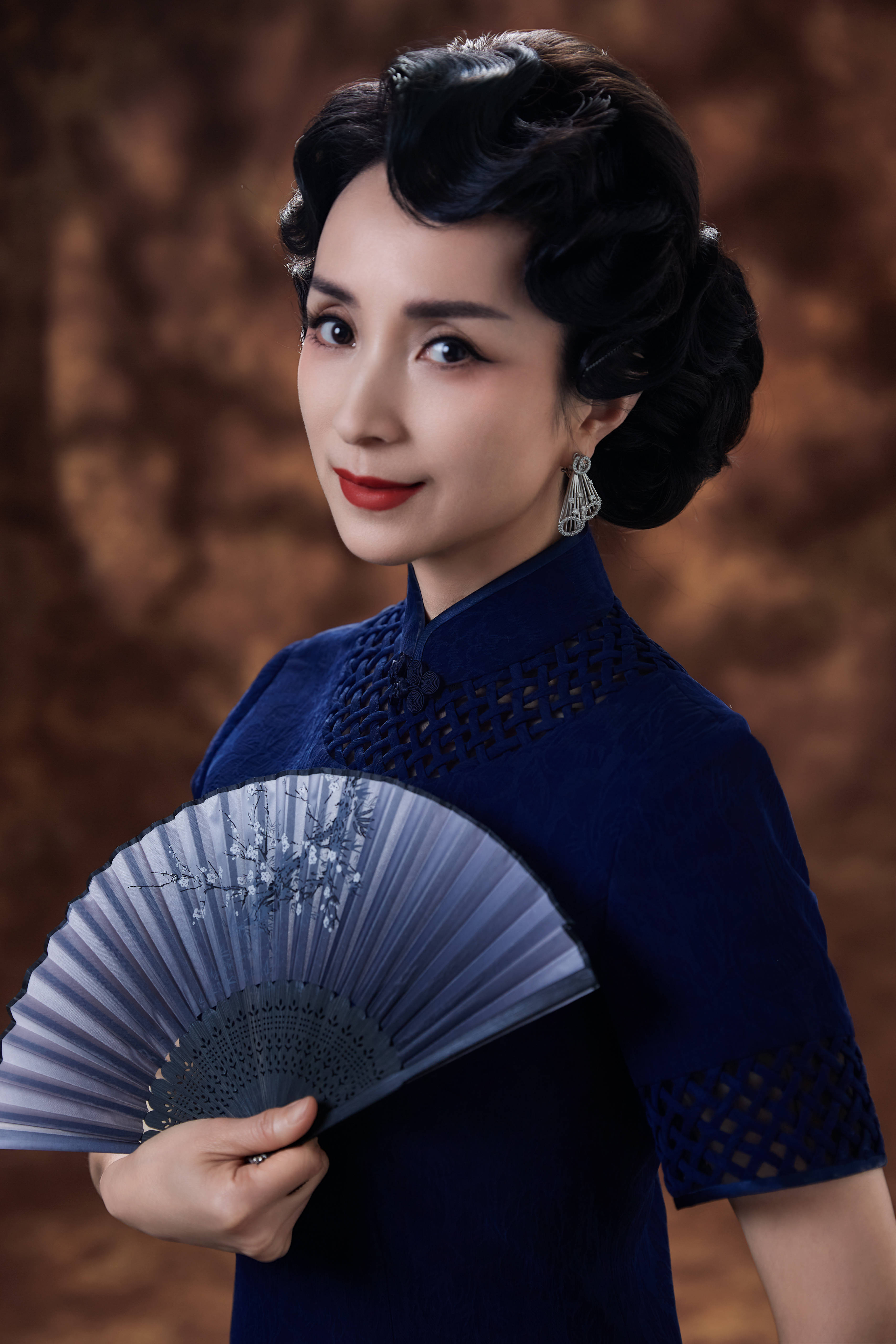 秋风寄明月,歌声暖归途 汤灿新歌《故乡明月光》谱尽游子心声