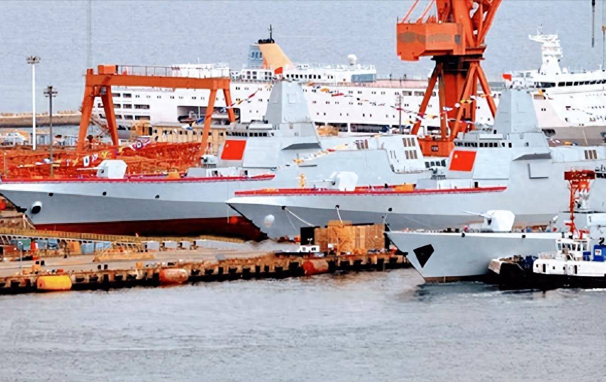 第13艘055准备下水,055型建造任务进入尾声,性能更好的055B快来了?