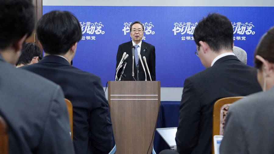 “离婚”后,公明党不想跟任何在野党结盟,要将关键24席牢牢握在自己手里