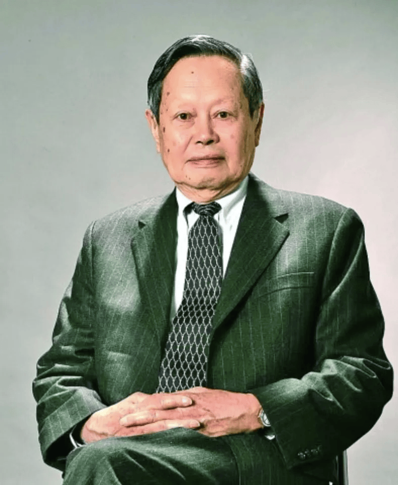 沉痛送别！杨振宁先生遗体告别仪式今日举行